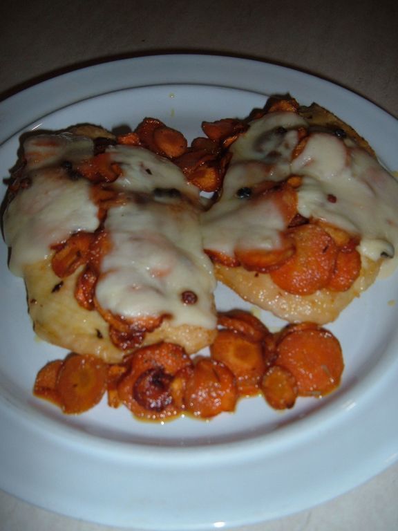 Petti di pollo con carote e provola de Enrico Finocchiaro - Recipefy