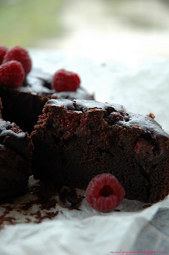 Torta cioccolato e lamponi de Caroline Yvonne Schaper - Recipefy