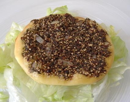 Pizza libanese al timo (manakiche b’zaatar) of Daniele - Recipefy