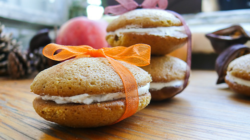 Biscotti di zucca con crema al formaggio e miele di Daniele - Recipefy