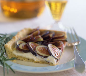 Fresh Fig Tart with Rosemary Cornmeal Crust and Lemon Mascarpone Cream of Stephanie Goldfinger - Recipefy