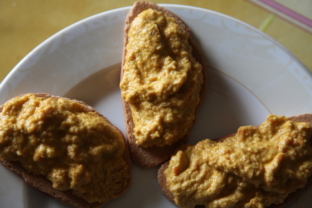 Salsa carote, tonno e cipolle de Francesco Scali - Recipefy