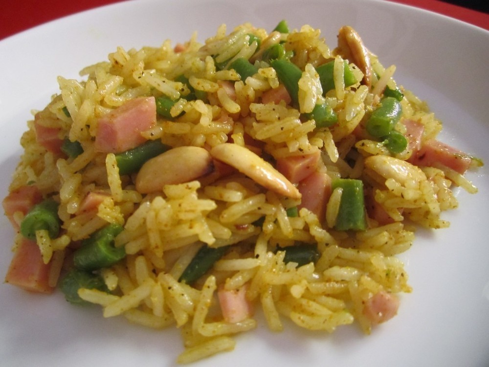 Riso "giallo" con fagiolini e prosciutto cotto of Daniela Vietri - Recipefy