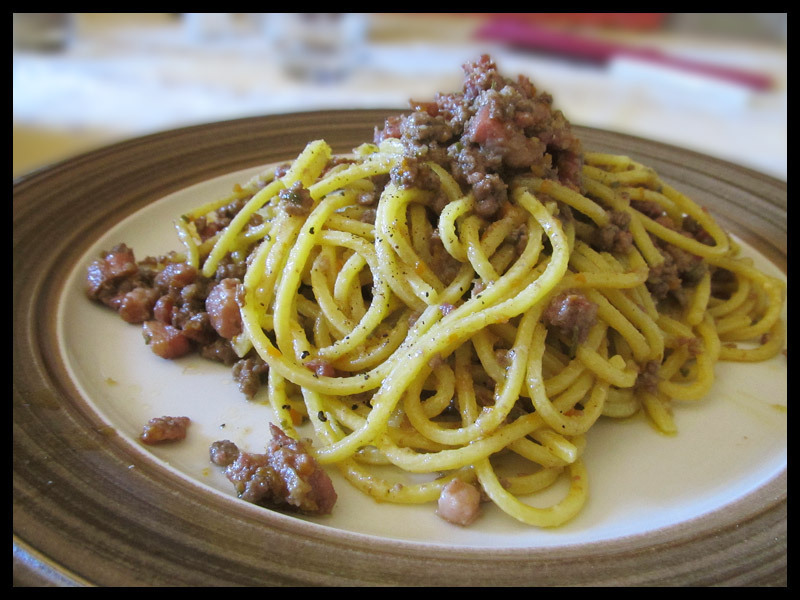 Spaghetti alla Chitarra al Ragù Bianco di Carne de Filippo Giustini - Recipefy