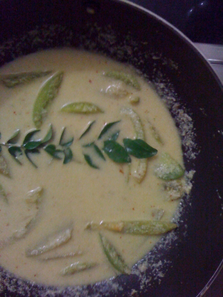 Green Tomato Curry di Anamika George - Recipefy