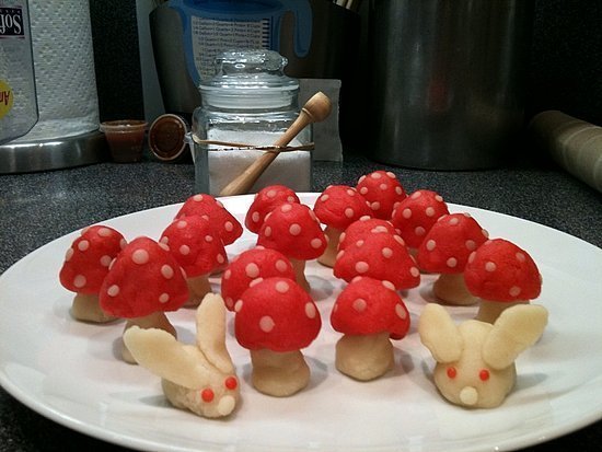 Marzipan toadstools di Molly Teague - Recipefy