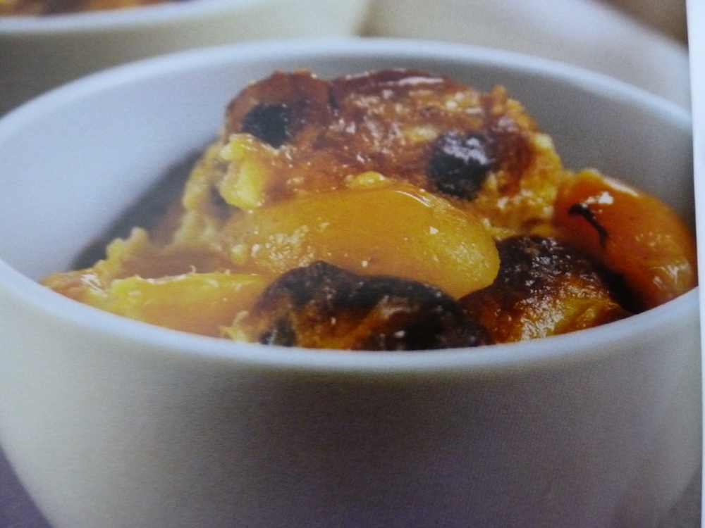 Baked Apricot Brioche Pudding. di David Le Mottee - Recipefy