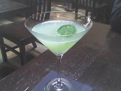 mint fizz cocktail of leah nicholls - Recipefy