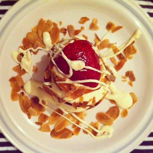 Tower of Nom with Peach, Nectarine and Apricot of Adeline Levescot - Recipefy