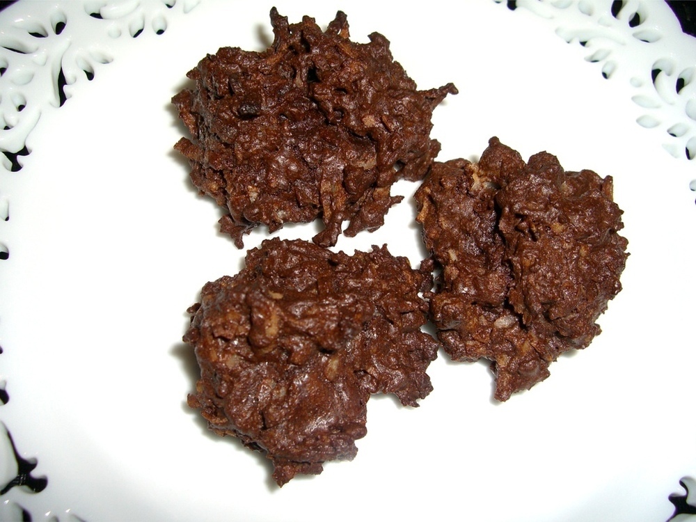 Chocolate Coconut drop cookies di Lori McAleer - Recipefy