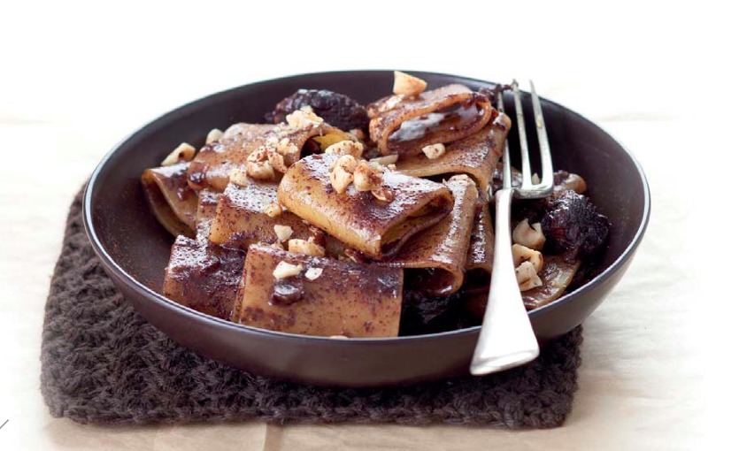 PACCHERI AL RAGU' DI BAROLO E NOCCIOLE de Federica - Recipefy