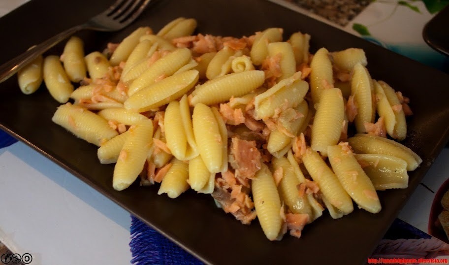 Gnocchetti salmone e vodka of Il Gigante - Recipefy