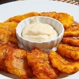 Tostones-with-roasted-garlic-mayo-500-jpg