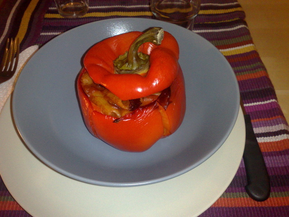 Puparuol m'buttunat cà past! (Peperoni imbottiti con pasta!) of Maurizio Perrotta - Recipefy