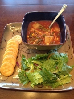 Vegetable Beef Soup (230 Calories for 2 Cups) de Heather Hiser - Recipefy