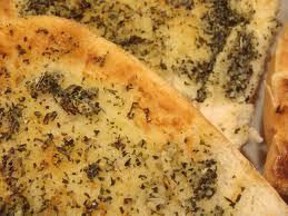 Microwave garlic bread di KieranWeightman - Recipefy
