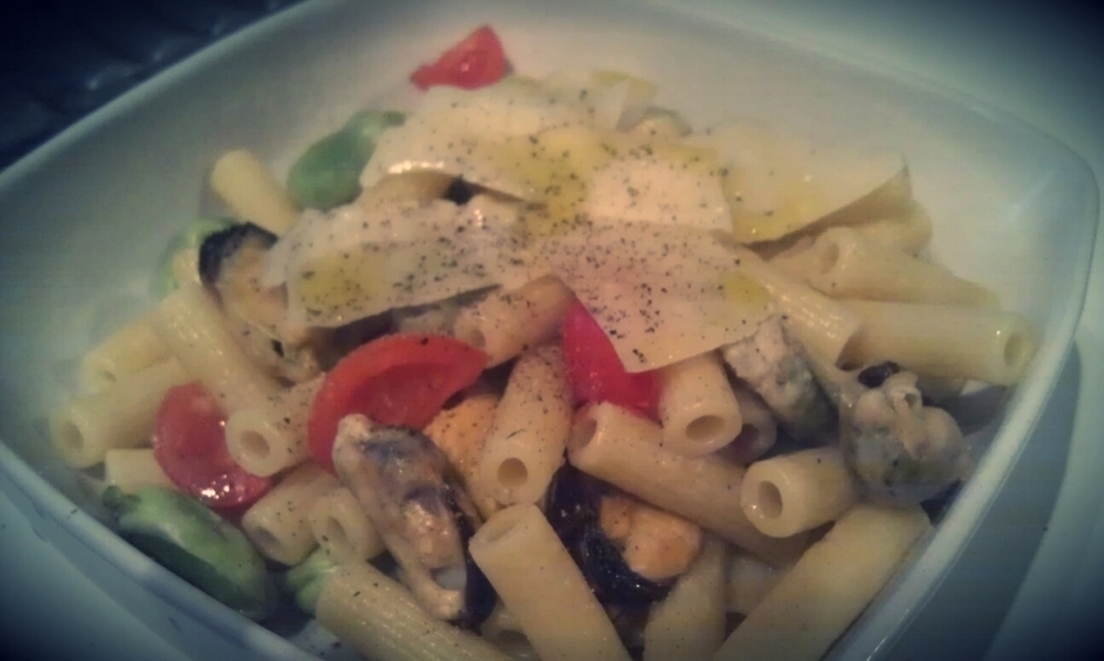 Sedani Fave e Cozze con Pecorino of Vittorio Pavesi - Recipefy