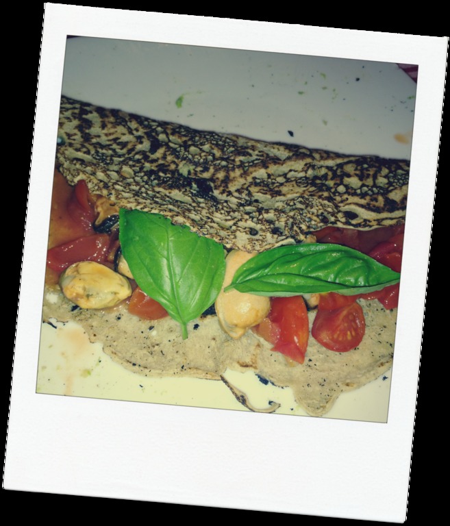 Crepes di farina di Ceci con Cozze e Pomodorini de Vittorio Pavesi - Recipefy
