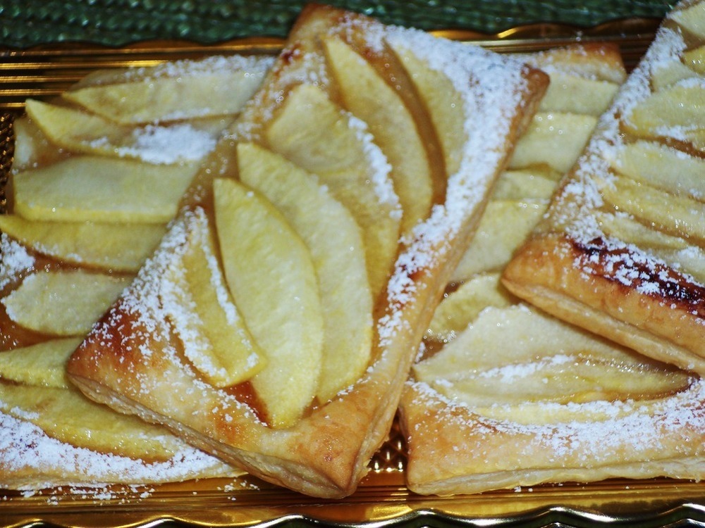 Sfogliatine alle mele de Stefyonidi - Recipefy