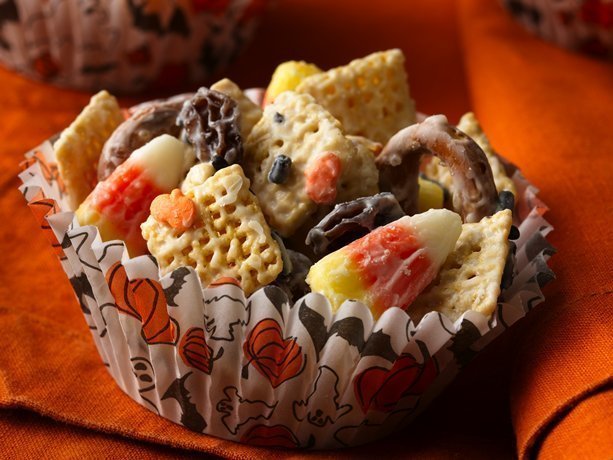 Halloween Chex Mix di Kelly Snyder - Recipefy
