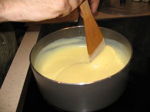 Crema pastelera of EDUARDO DEL ROSAL BARRANQUERO - Recipefy