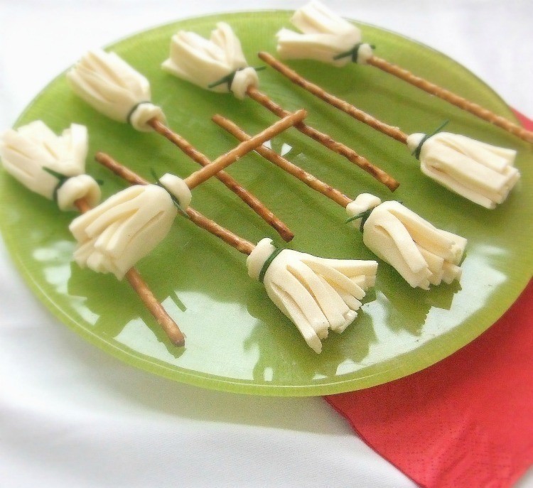 receta de halloween,escobas de brujitas* de Sonia f.g. - Recipefy
