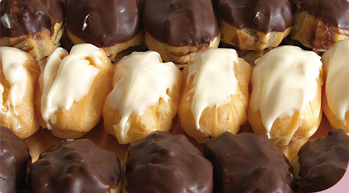 BOCADITOS, PROFITEROLES Y PETISUS of Irene Solórzano Gallardo - Recipefy