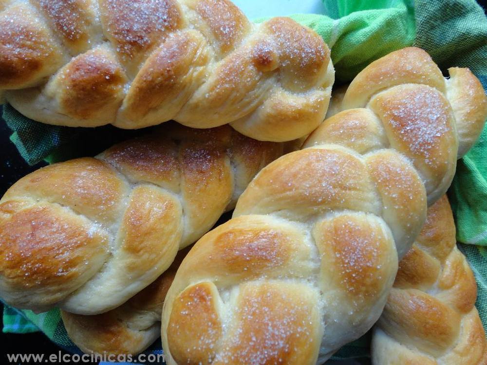 Bolleria trenzas of EDUARDO DEL ROSAL BARRANQUERO - Recipefy