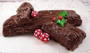 tronco de navidad de chocolate y relleno de crema  of david del aguila - Recipefy
