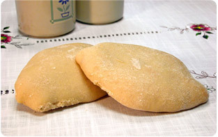 Mollete antequerano of Antonio Jiménez Carrasco - Recipefy