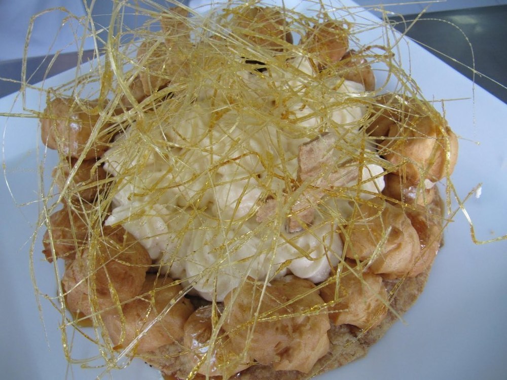 CREMA SAINT HONORÉ of María Fdez Mangas - Recipefy