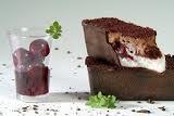 BIZCOCHOS DE CHOCOLATE CON CEREZAS DE GRIOTTINES of mari carmen arroyo - Recipefy