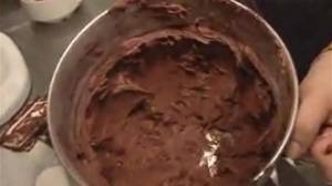 Hot Chocolate Buttercream di Holly - Recipefy