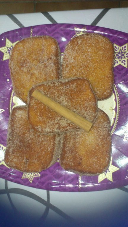 TORRIJAS DE LECHE CON AZÚCAR Y CANELA of Cati Ballesta - Recipefy