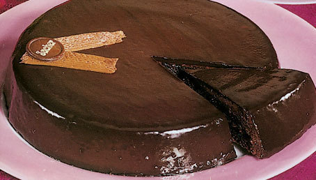 COBERTURA DE CHOCOLATE SACHER of María Fdez Mangas - Recipefy