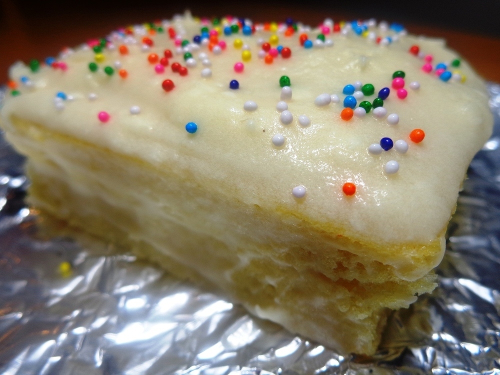 Sponge cake with Buttercream frosting of Kitchen Snippets - Recipefy