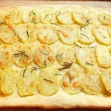 Schiacciata-con-patate-e-parmigiano-jpg