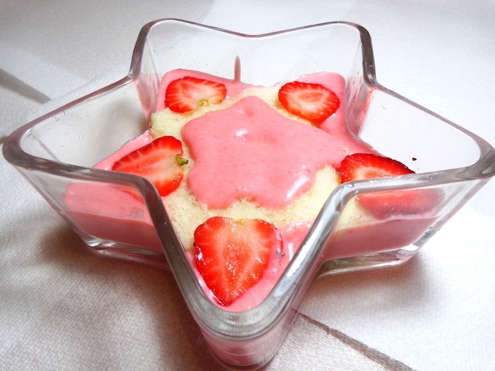 Strawberry Pudding of Kitchen Snippets - Recipefy