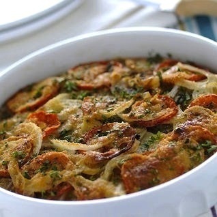 Potatoes, onions and tomatoes casserole - Tiella di Patate, Pomodori e Cipolle di Rosa Lanzillotti - Recipefy