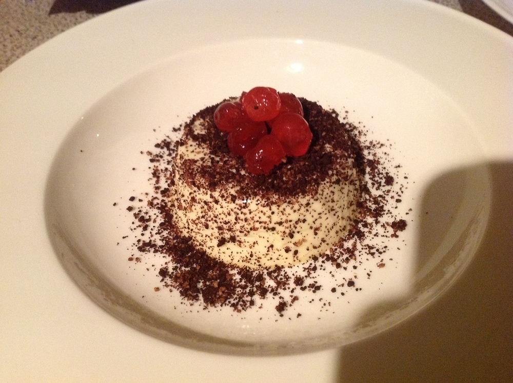 White Chocolate and Ouzo Panna Cotta with Greek Coffee Crumble and Cherry Spoon Sweet de Calvin Atkinson - Recipefy