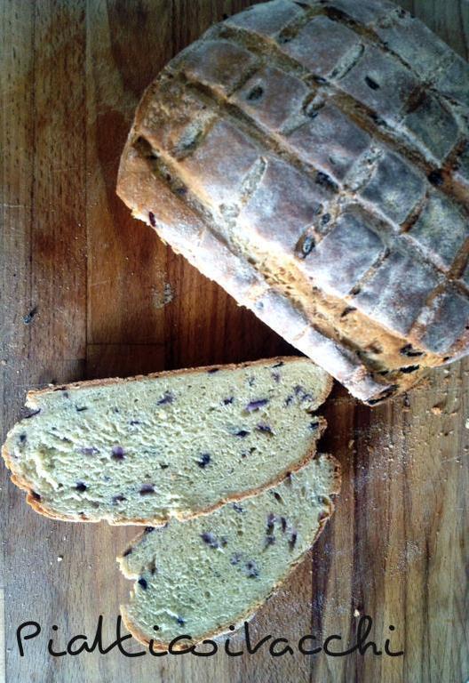 Pane con farina di ceci e cipolla rossa de Diana - Recipefy