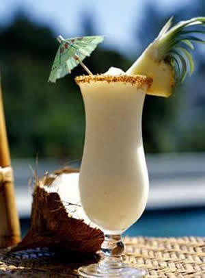 Batido de abacaxi com coco de Receitas Equilibrium - Recipefy