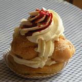 Http-upload-wikimedia-org-wikipedia-commons-3-3f-saint-honore_-patisserie-jpg