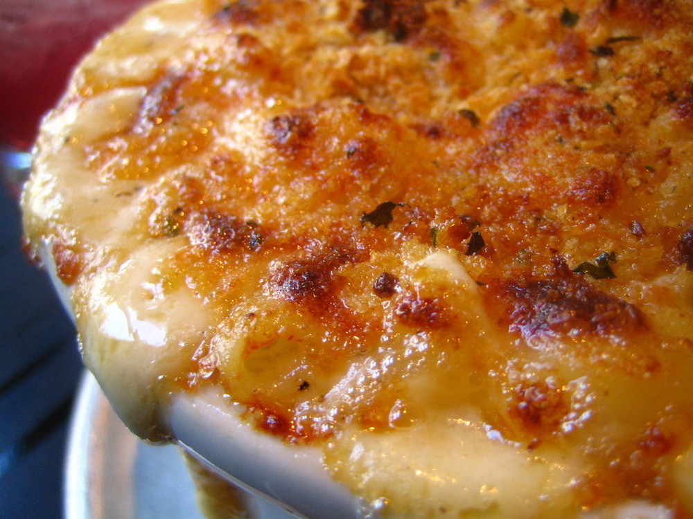 Cheese Casserole Bread de Laura McCracken - Recipefy