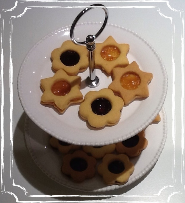 Biscotti con ripieno di marmellata di Eleonora Michielan - Recipefy