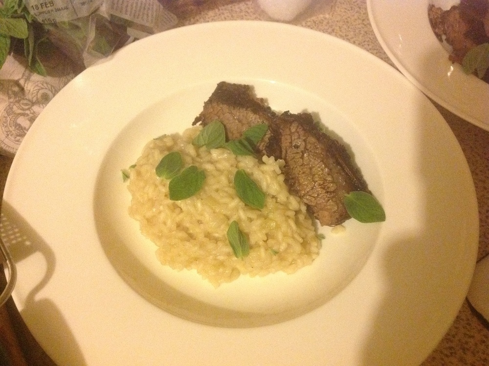 Lemon and Oregano Marinated Beef Brisket with Lemon and Ouzo Risotto di Calvin Atkinson - Recipefy