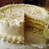 Http-upload-wikimedia-org-wikipedia-commons-f-f8-genoise_cake_with_buttercream_frosting-jpg