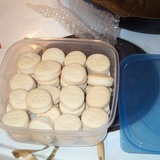 Http-upload-wikimedia-org-wikipedia-commons-5-56-flickr_stuart_spivack_8254492-beaten_biscuits-jpg