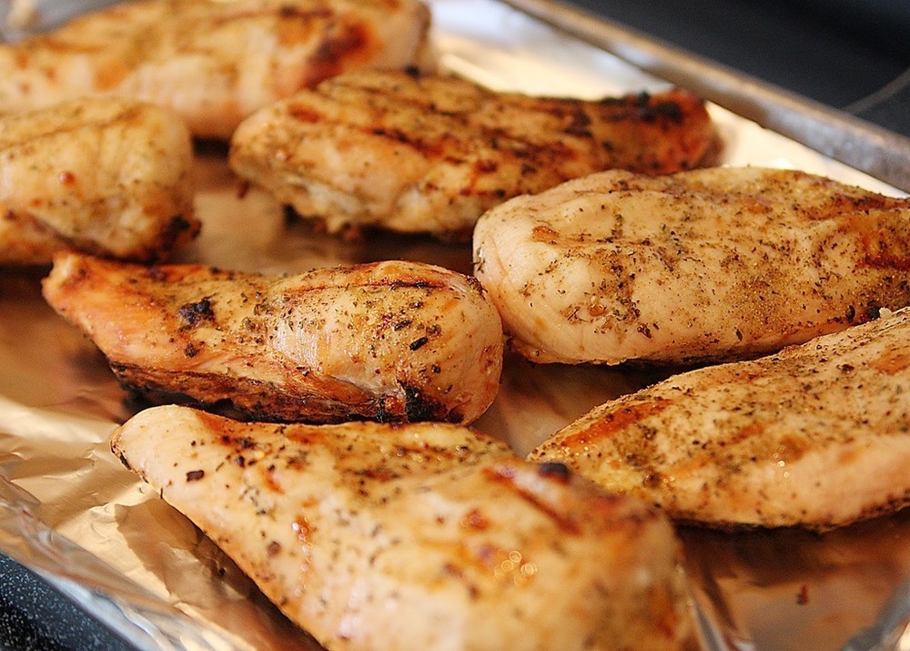 Prepare Grilled chicken Breasts Recipe de Sonoma Farm - Recipefy
