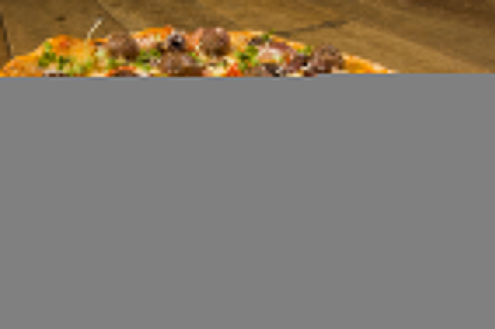 Prepare Meatball Pizza de Sonoma Farm - Recipefy